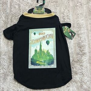 Wicked Emerald City Black Dog Shirt size L NWT